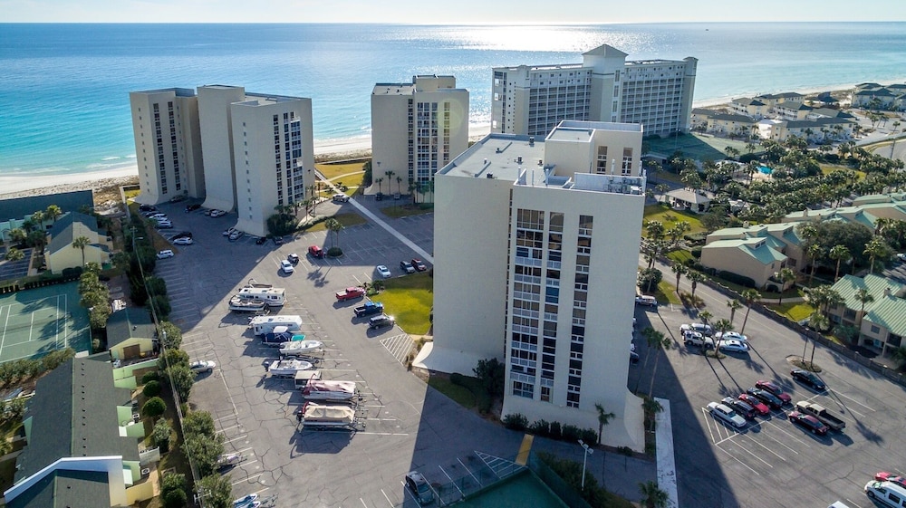 Shoreline Towers 1023 2 Bedroom Condo by RedAwning - photo 19