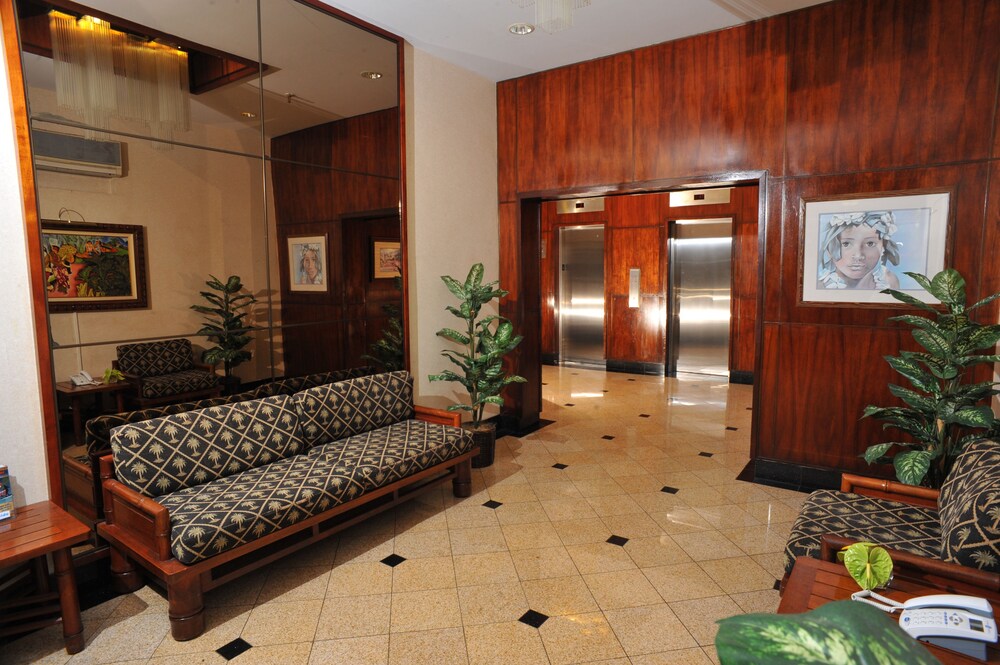 Marina Tower Waikiki - photo 2