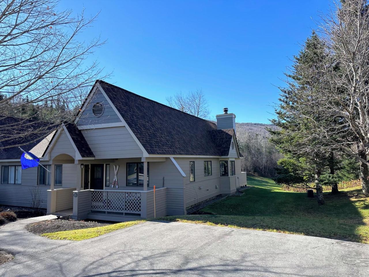 F7 Comfortable golf course townhouse within walking distance of Mount Washington Hotel - photo 25