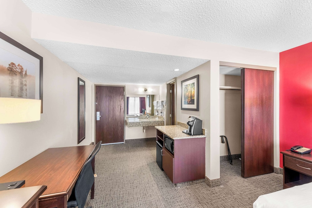 Quality Inn Columbus NE - photo 9