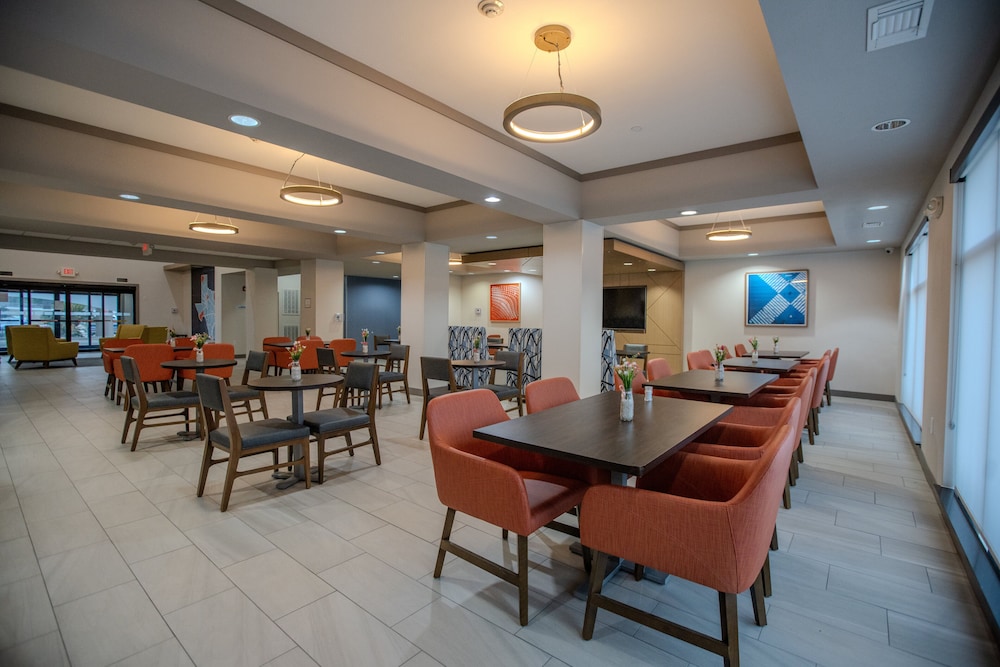 Holiday Inn Express Cleveland by IHG - photo 45