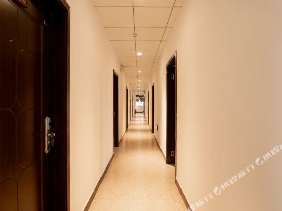 Dingyi Hotel Guiyang - last minute hotel in Guiyang