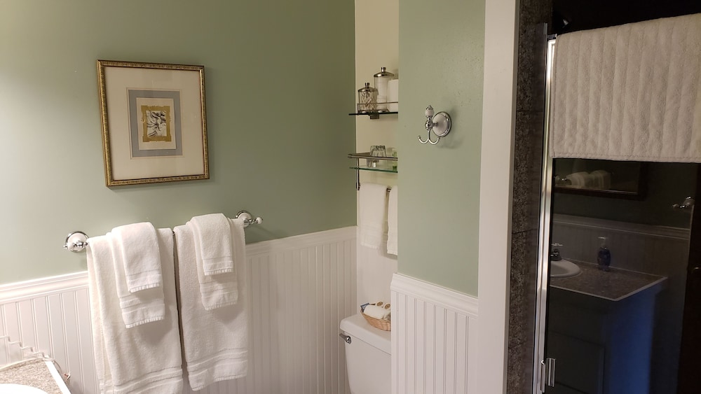 The Heron Inn & Day Spa - photo 35