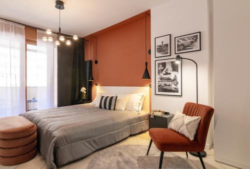 Apartment with Jacuzzi Suite and 100 m2 terrace — 4-Star Luxury Hotel in Perugia, Italy