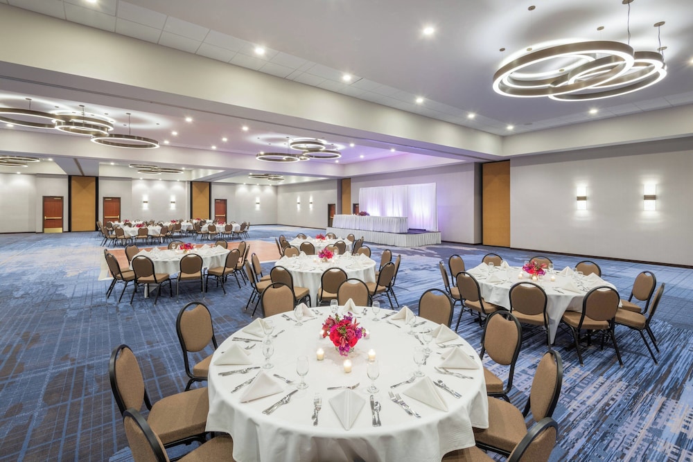 Marriott Madison West - photo 47