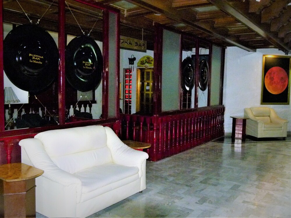 Hotel Bar