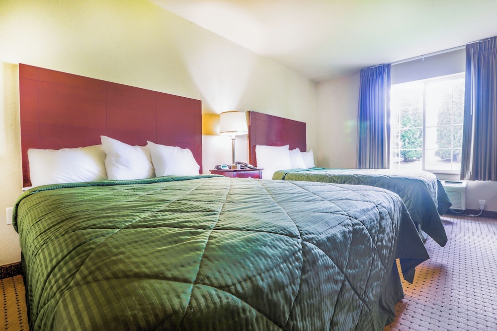 Evansville Inn & Suites By OYO - photo 20