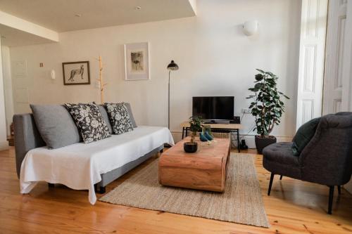 Downtown Urban Nest — 4-Star Luxury Hotel in Porto, Portugal