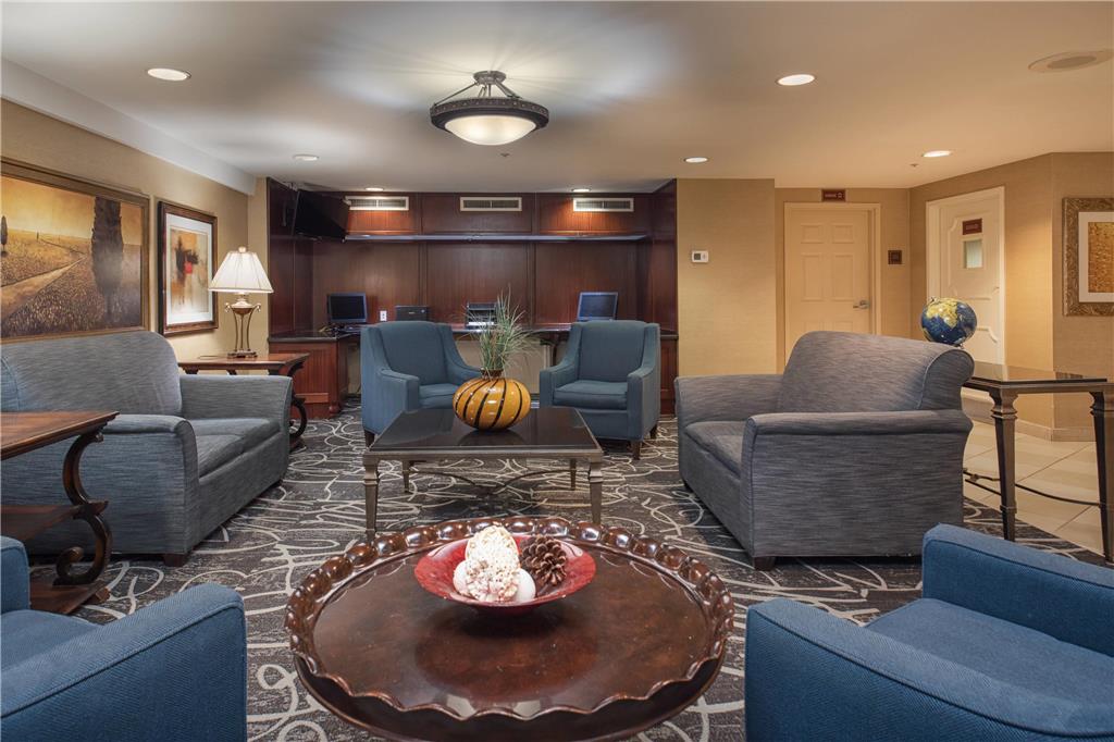 Arlington Court Suites a Clarion Collection Hotel - photo 64