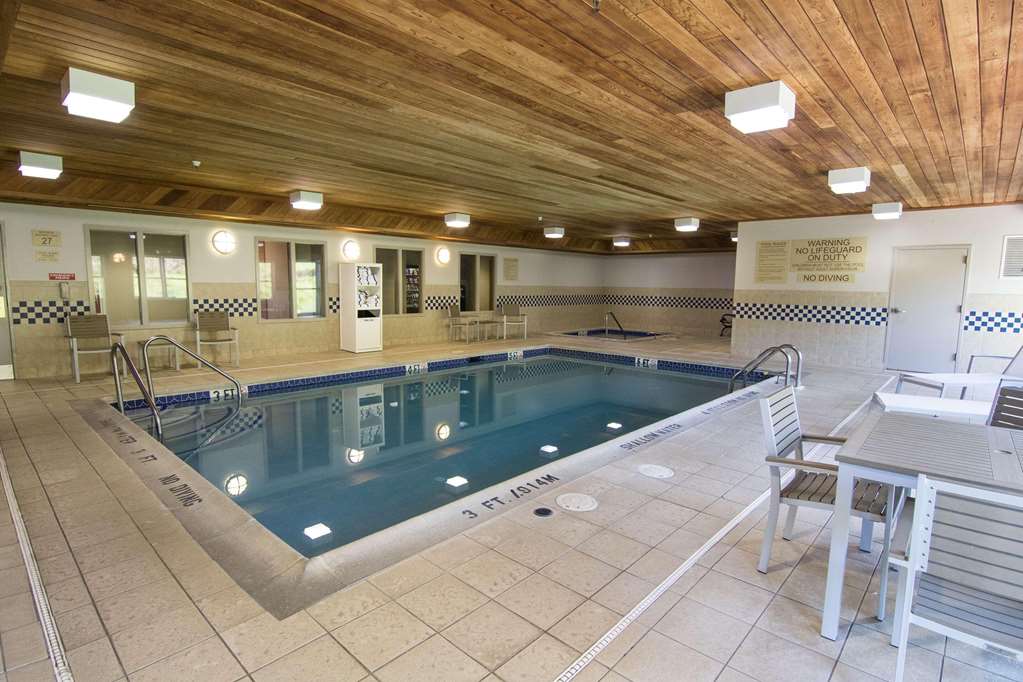 Country Inn & Suites by Radisson Lehighton PA - photo 18