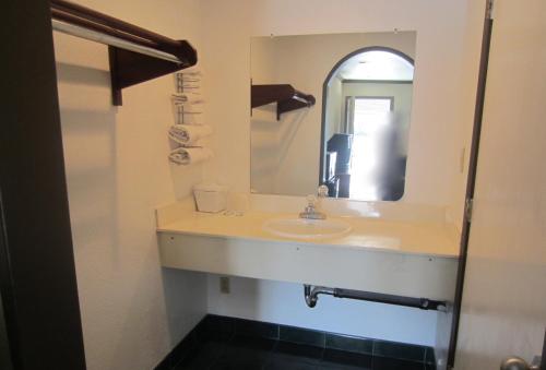 Stafford Inn - photo 10