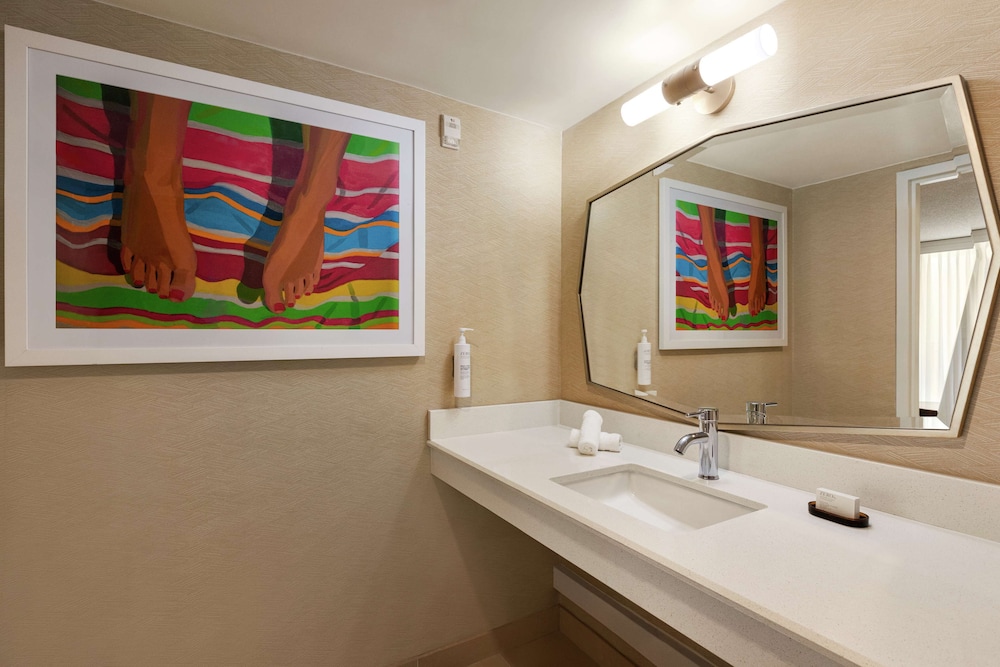 Embassy Suites by Hilton Deerfield Beach Resort & Spa - photo 45