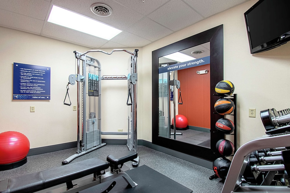 Hampton Inn Pine Grove - photo 48