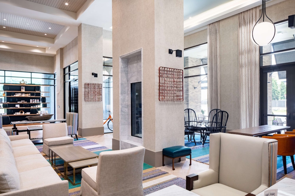 Canopy by Hilton Charlotte Southpark - photo 3