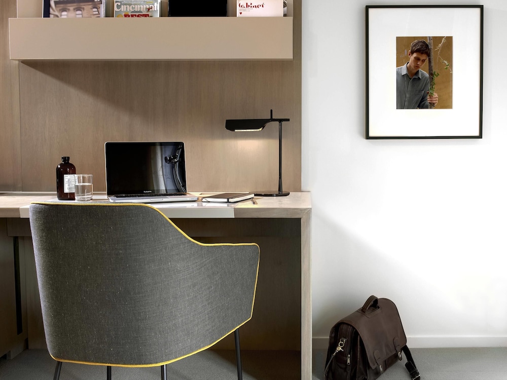 21c Museum Hotel Cincinnati - photo 17