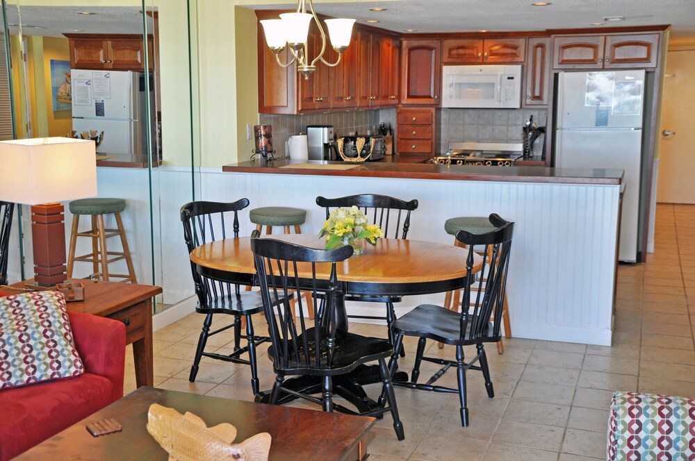 Springs Towers 402 - photo 8