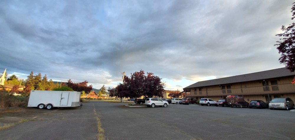 Olympic View Inn - photo 32