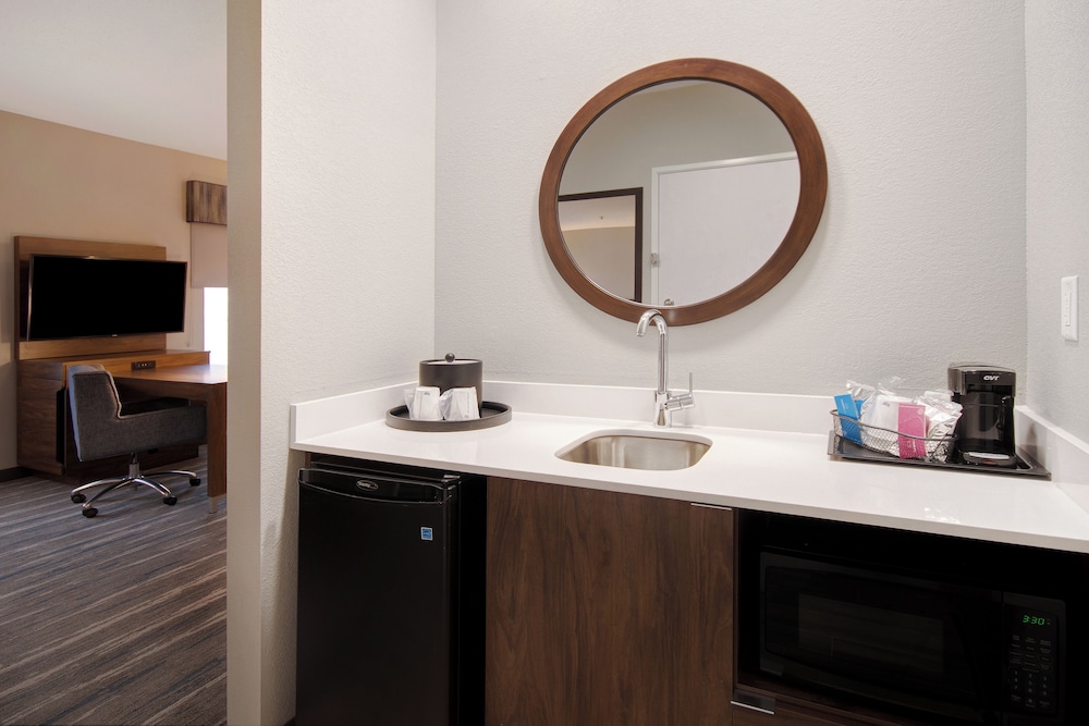 Hampton Inn & Suites Dayton Vandalia - photo 54