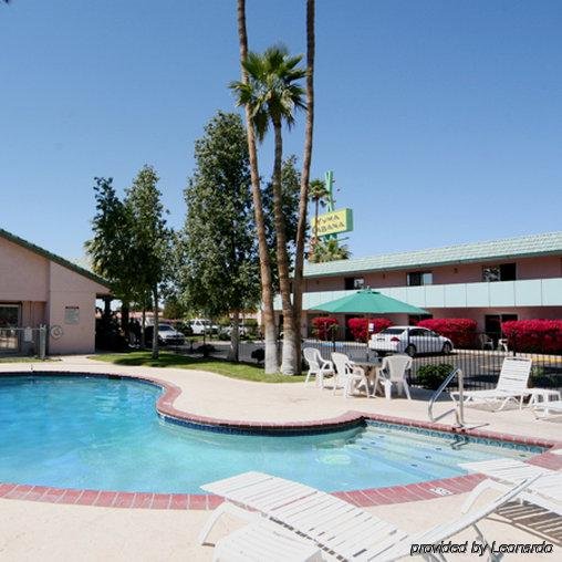 Econo Lodge Inn & Suites - featured photo