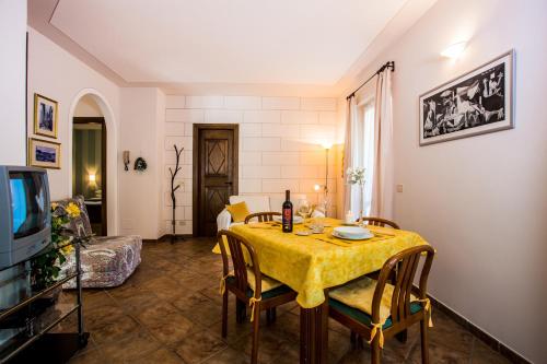 Casa Andrea — 4-Star Luxury Hotel in Cannobio, Italy
