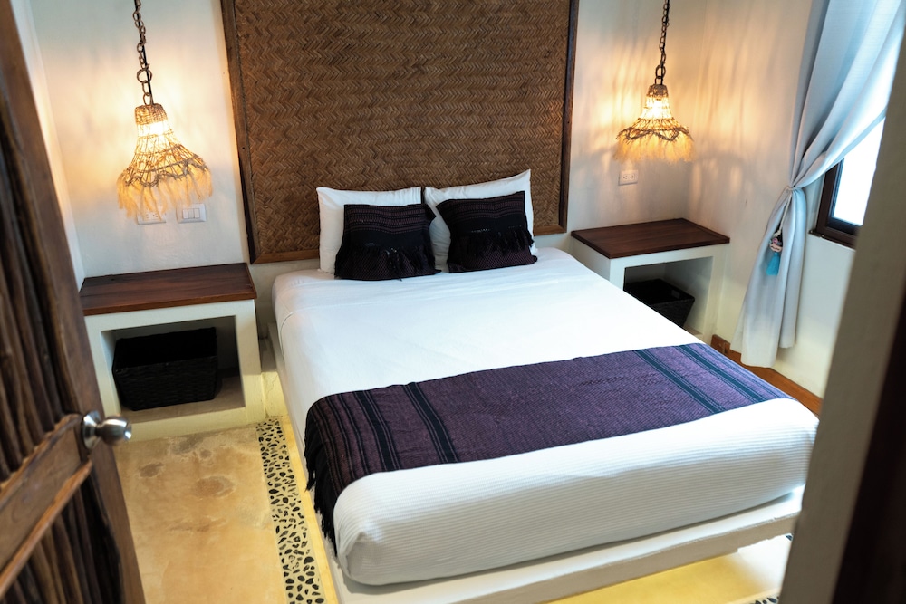La Puerta Azul Beachfront Adults Only