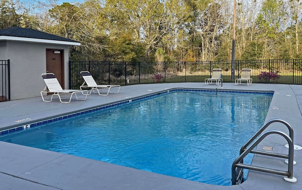 Sleep Inn & Suites Foley Gulf Shores North - photo 14