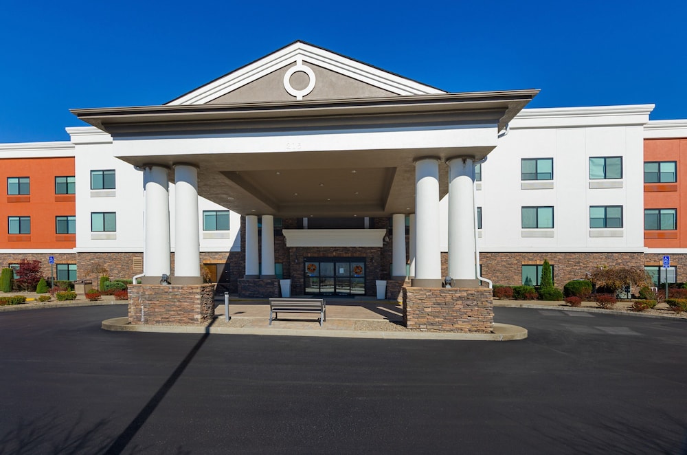 Holiday Inn Express Hotel & Suites Weston an IHG Hotel - featured photo