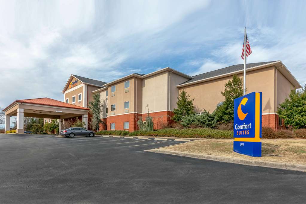 Comfort Suites Batesville — hotel in Batesville