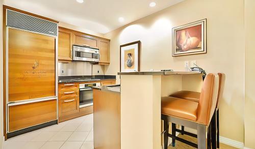 Amalz Balcony Suites at Mgm Signature