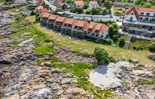 1 Bedroom Awesome Apartment In Allinge — 5-Star Luxury Hotel in None, Denmark