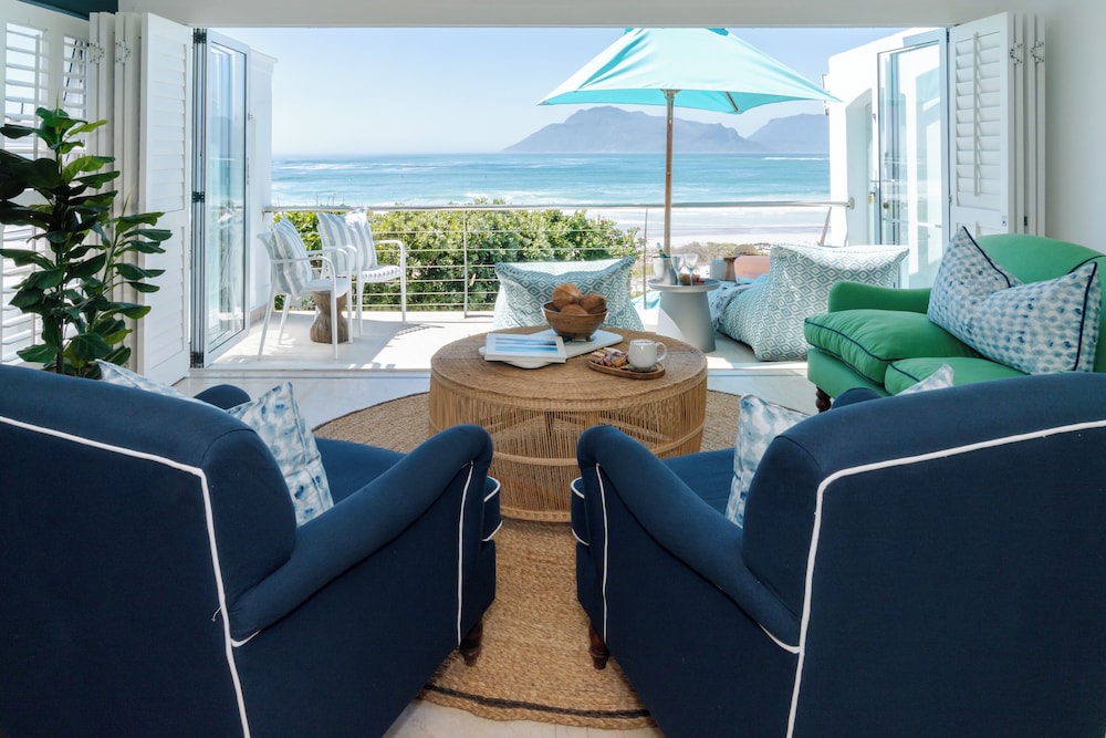 The Last Word Long Beach