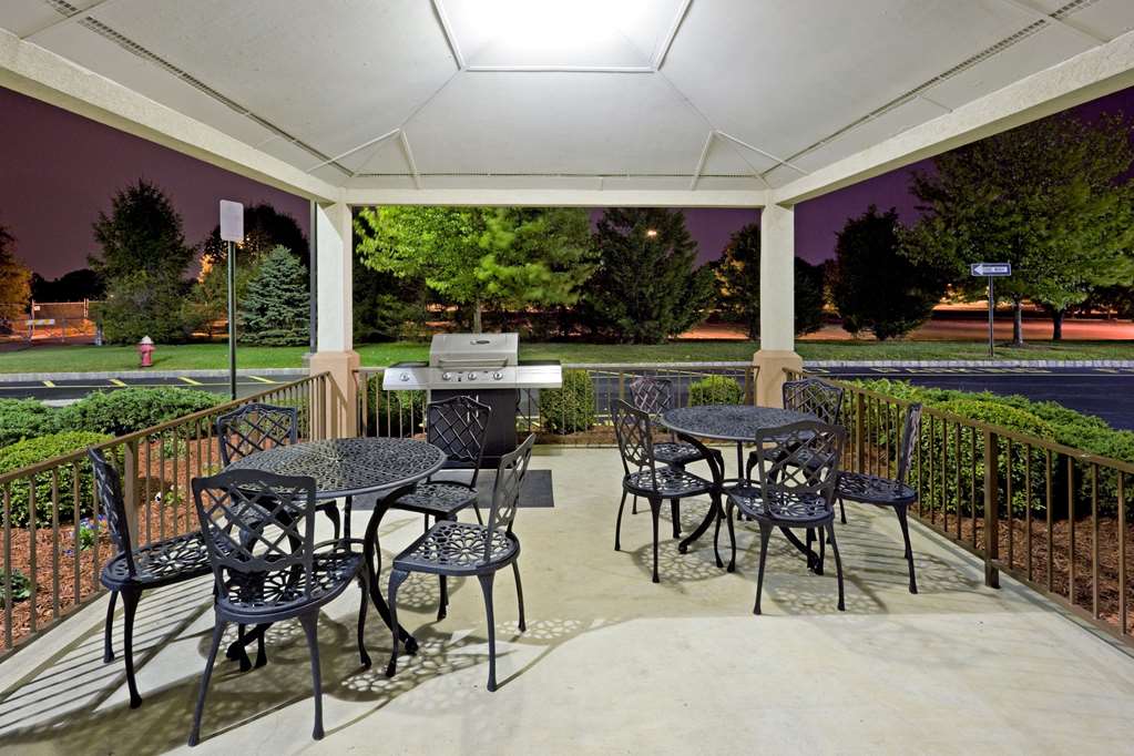 Sonesta Simply Suites Somerset - photo 17