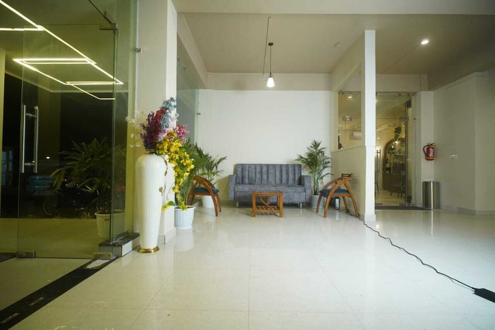 Hotel Garnet in Bokakhat, India