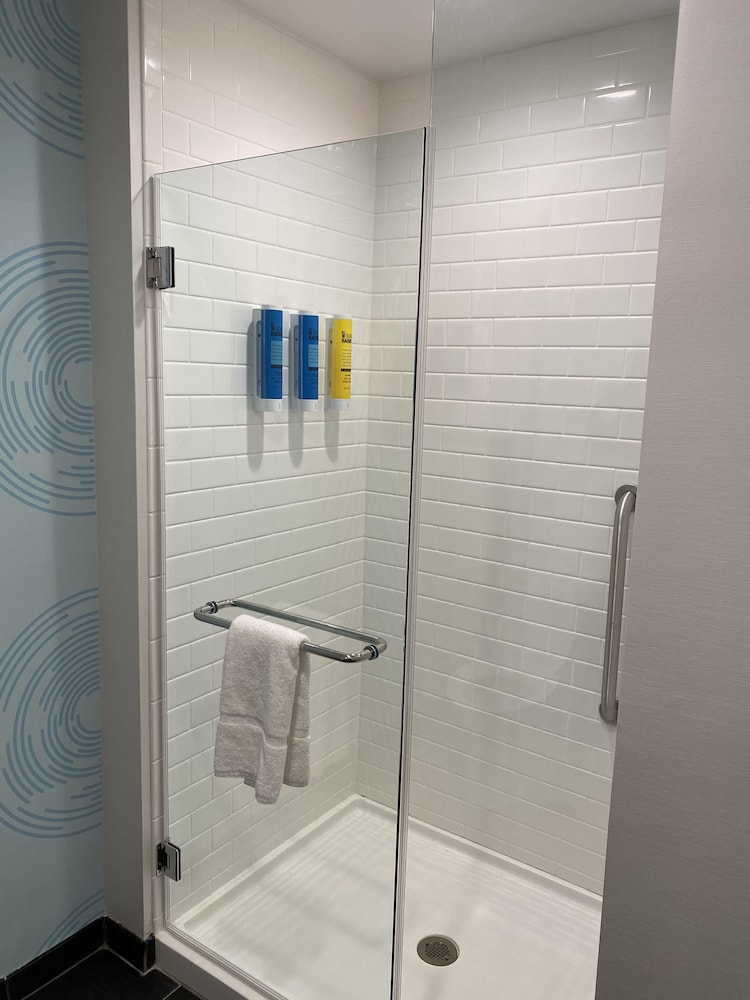 Tru By Hilton Greensboro Lake Oconee - photo 23