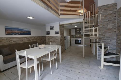San Camillo House — 4-Star Luxury Hotel in Catania, Italy