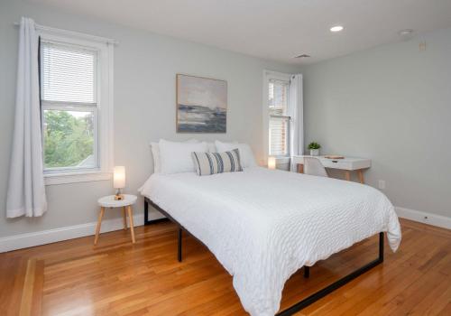 Jennifer's Cozy Apt Brown U Athletic Field Views — 4-Star Luxury Hotel in Providence, United States