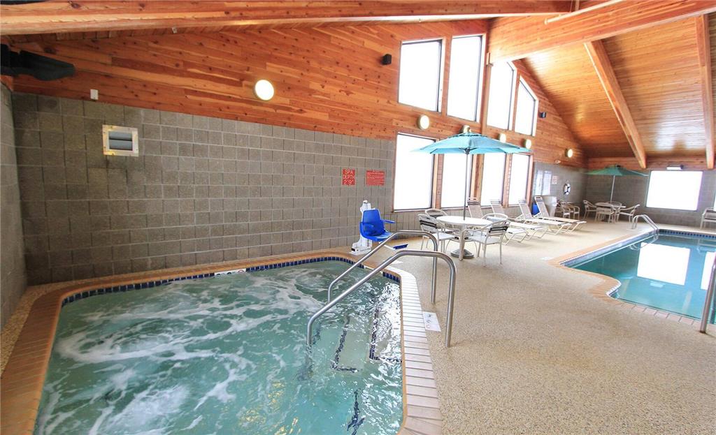 AmericInn by Wyndham Cedar Rapids Airport - photo 7