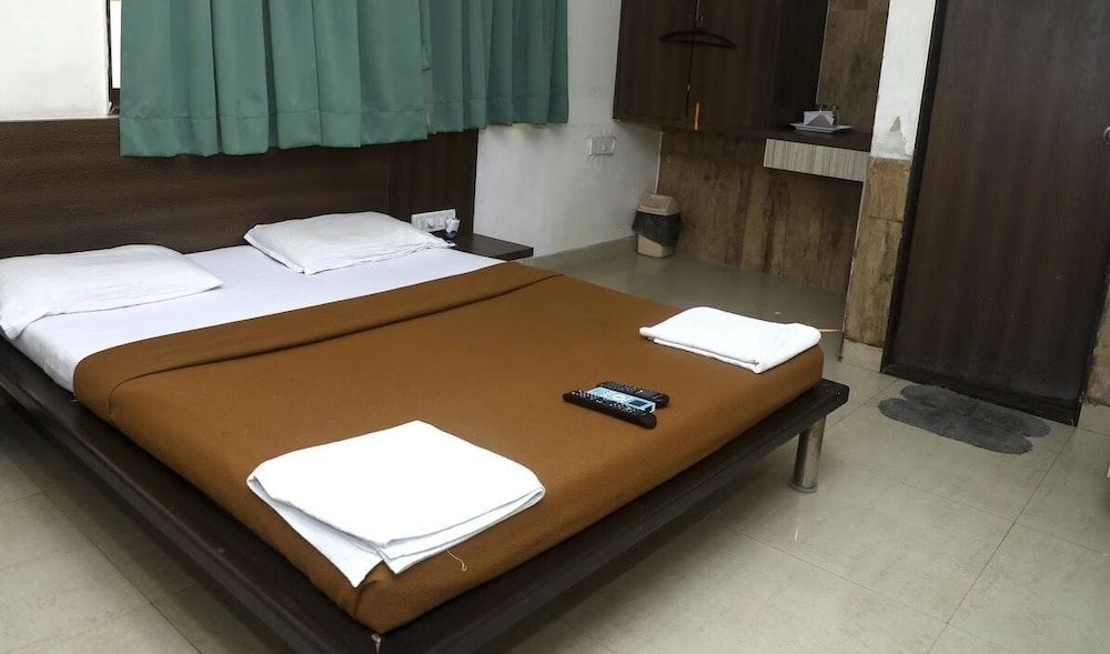 Hotel Samudra City in Alibag, India