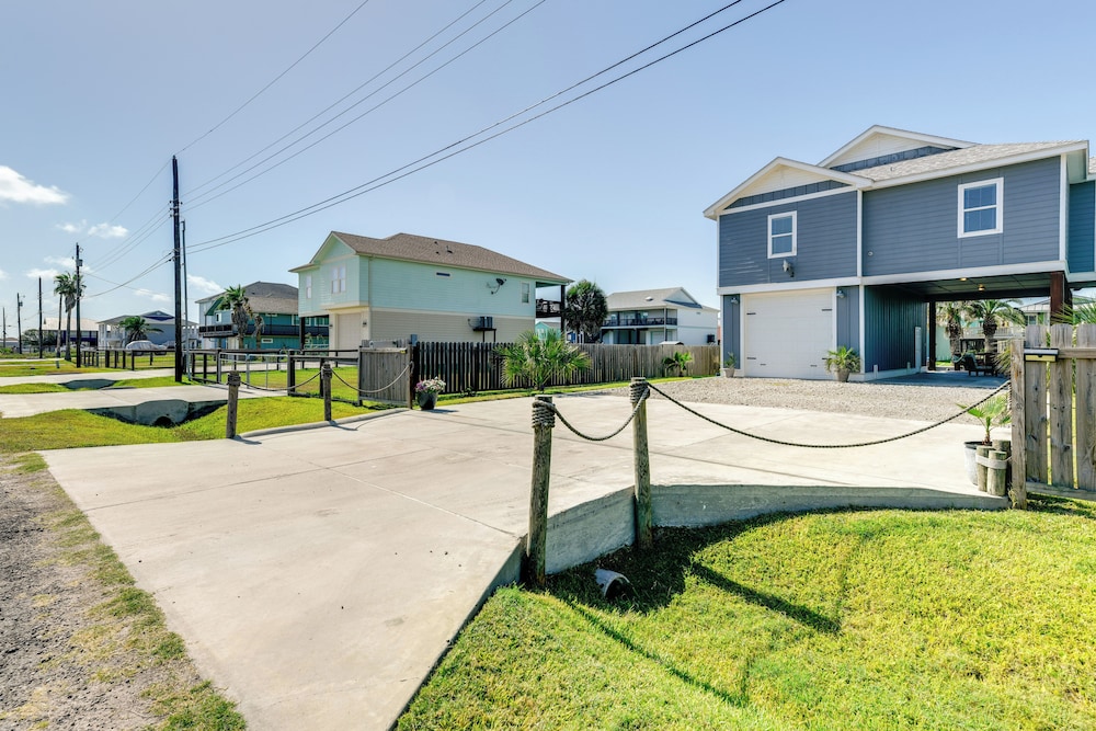 Resort Perks Waterfront Rockport Home - photo 16