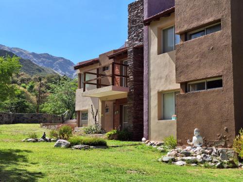 COSTA COM Departamentos de Montaña — 4-Star Luxury Hotel in Merlo, Argentina