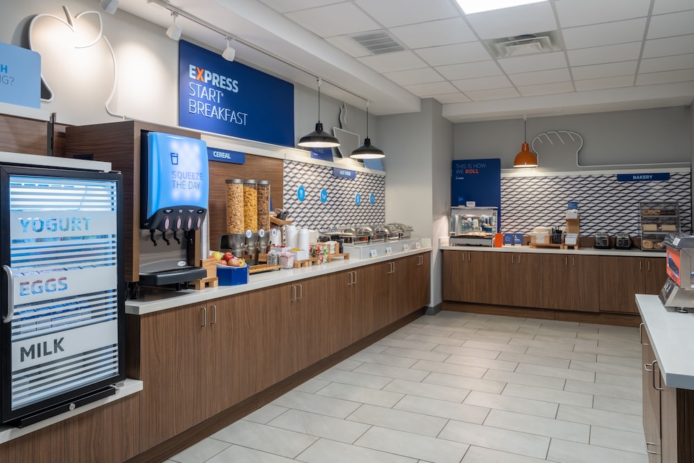 Holiday Inn Express Gaffney by IHG - photo 25