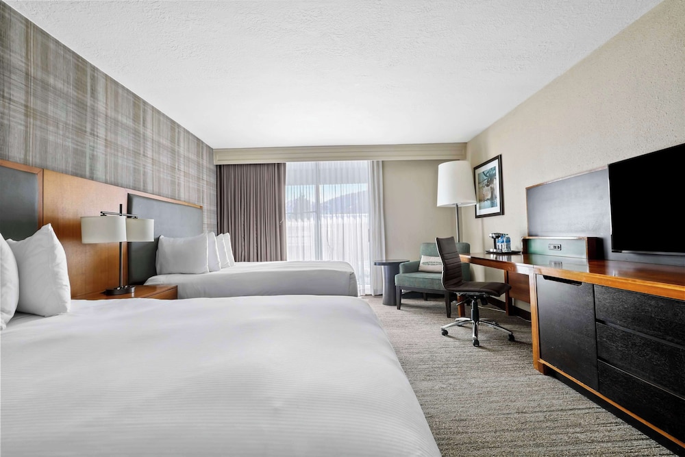 DoubleTree by Hilton Hotel Park City The Yarrow - photo 22