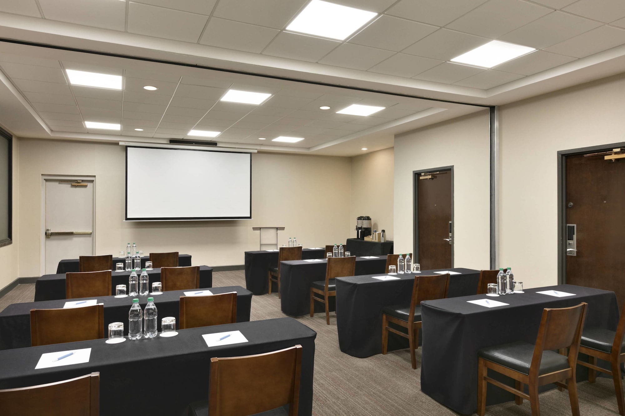 Four Points by Sheraton Raleigh North - photo 14