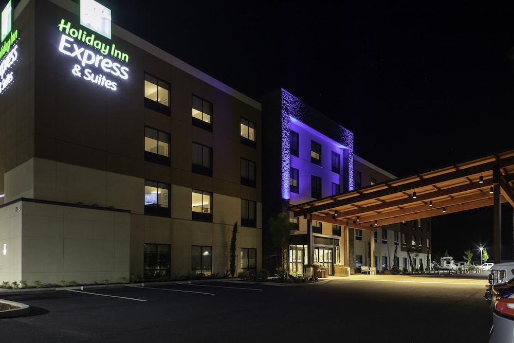 Holiday Inn Express & Suites The Dalles an IHG Hotel - featured photo