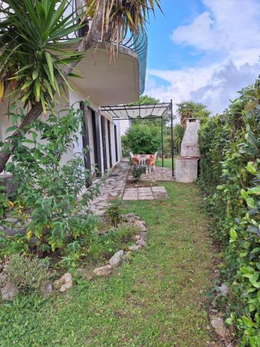 Maleska in Poussan, France