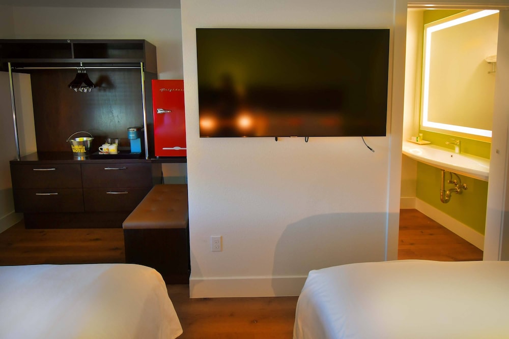 The Foothills Motel - photo 11