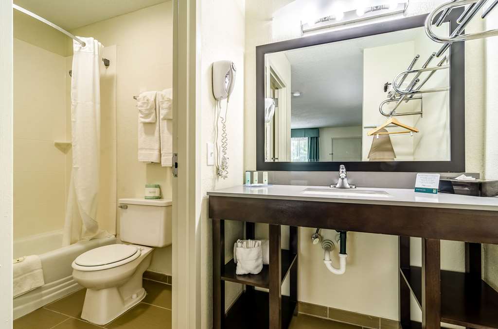 Quality Inn & Suites Creedmoor Butner - photo 16