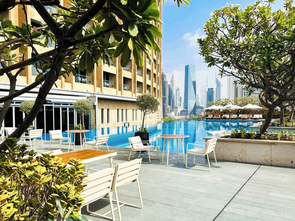 Luxury Studio in Emaar Residence Fashion Avenue — 4-Star Luxury Hotel in Dubai, United Arab Emirates