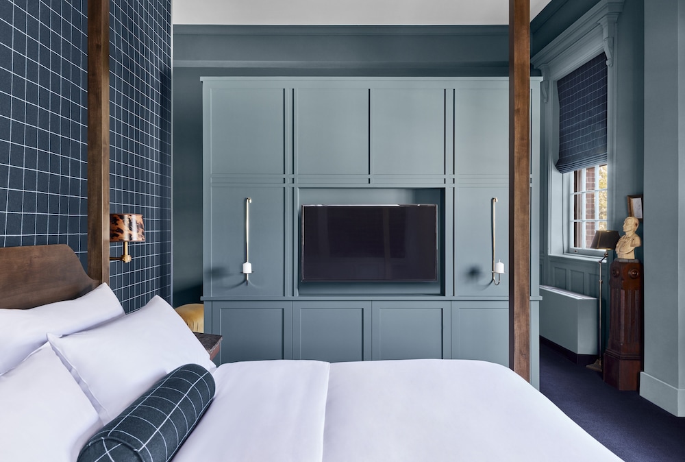 The Vanderbilt Auberge Collection - photo 17
