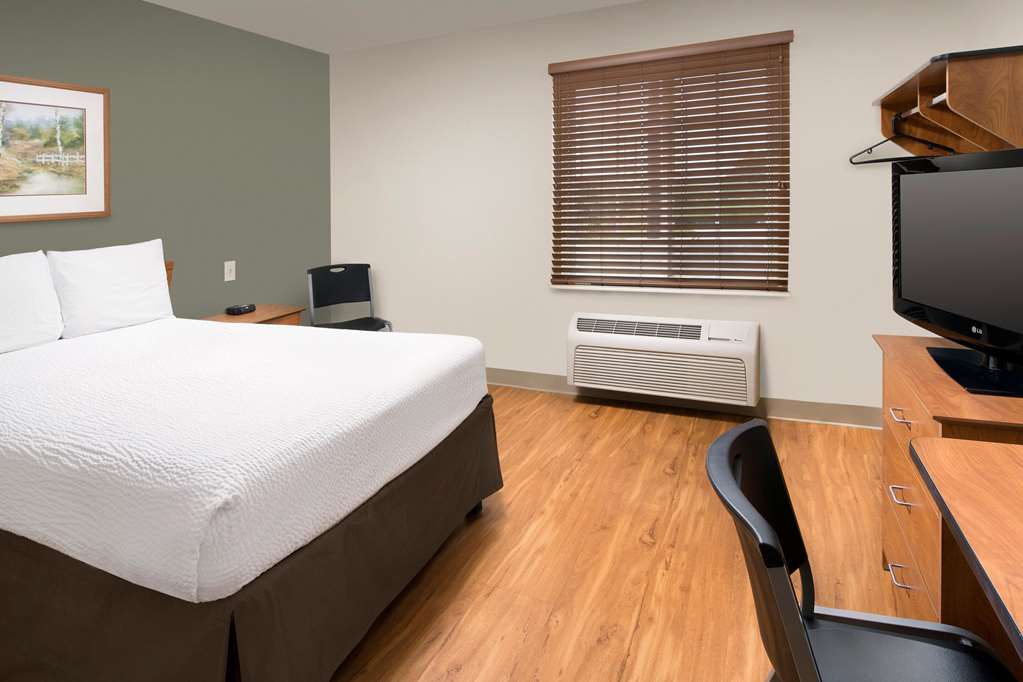 WoodSpring Suites St. Louis Arnold - photo 7